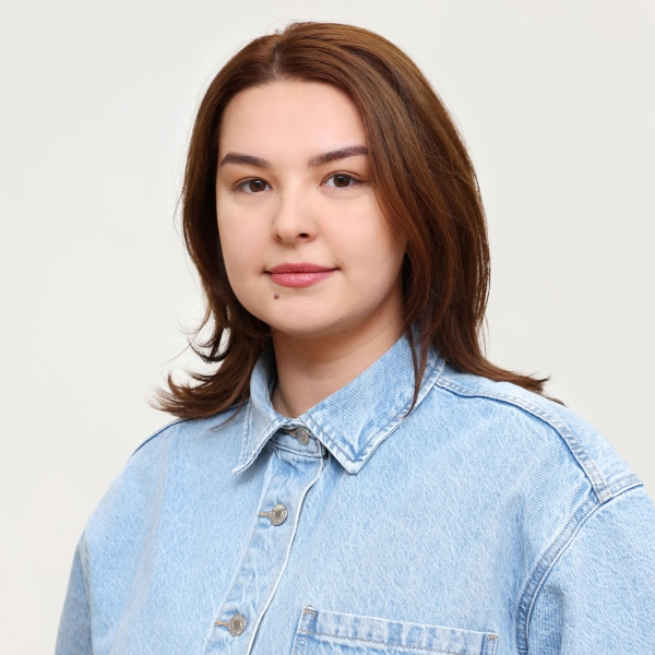 Andreea Andrei - Eight Versa